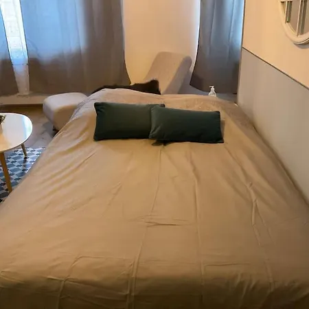 38 Maison Entiere,place De Parking Et Garage Pour Moto Velo A La Demande Dom wakacyjny *