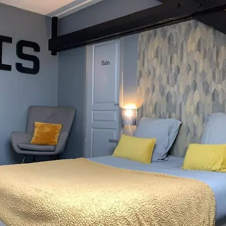 38 Maison Entiere,place De Parking Et Garage Pour Moto Velo A La Demande Holiday home *